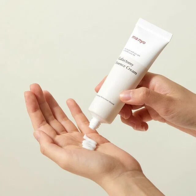 Ферментированный крем против несовершенств Manyo Galactomy Essence Cream, 50 мл